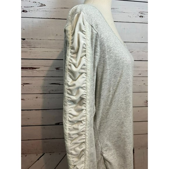 Sundance Large Sweatshirt Gray‎ Velour Ruched Sleeve Pullover Top Scoop Neck - Picture 8 of 10